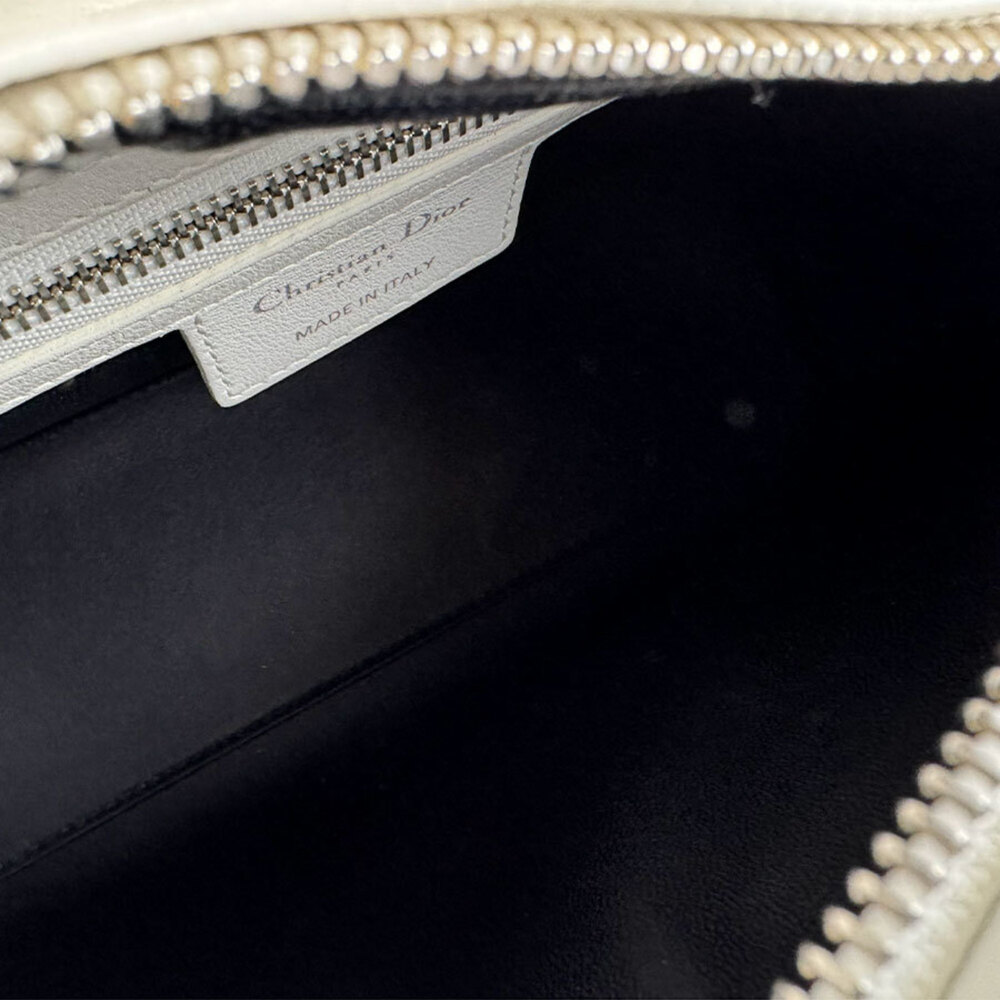 CHRISTIAN DIOR White Leather Shoulder Bag - Picture 5 of 14